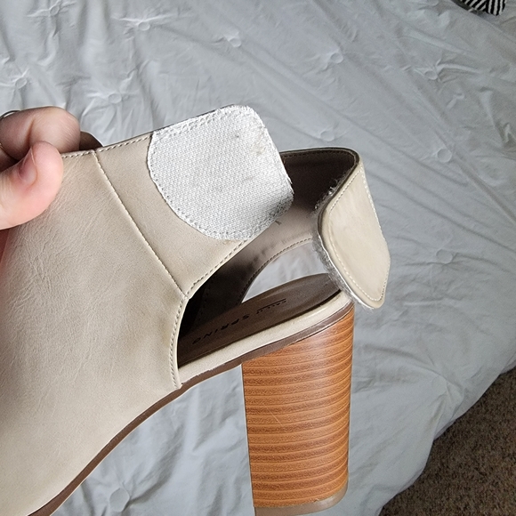 Call it Spring - Peep Toe Block Heels - Size 10 - Picture 7 of 12